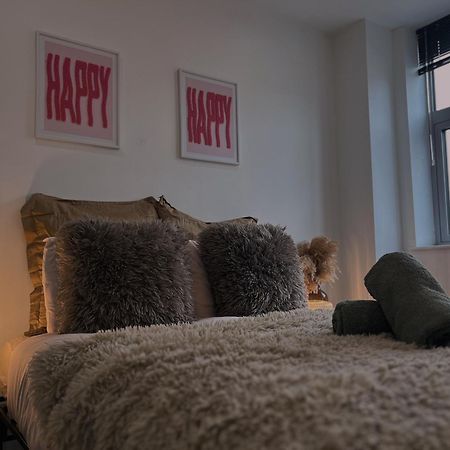 Groovy Central King Suite - Free Gym! 레스터 외부 사진